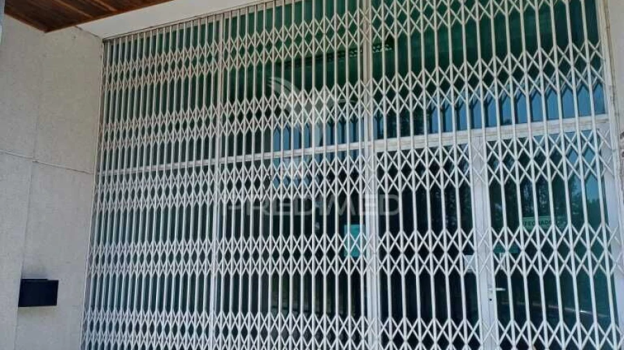 Armazém para Venda em São João da Madeira