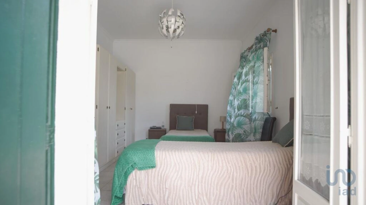 Moradia T4 para Venda em Sangalhos Foto 10