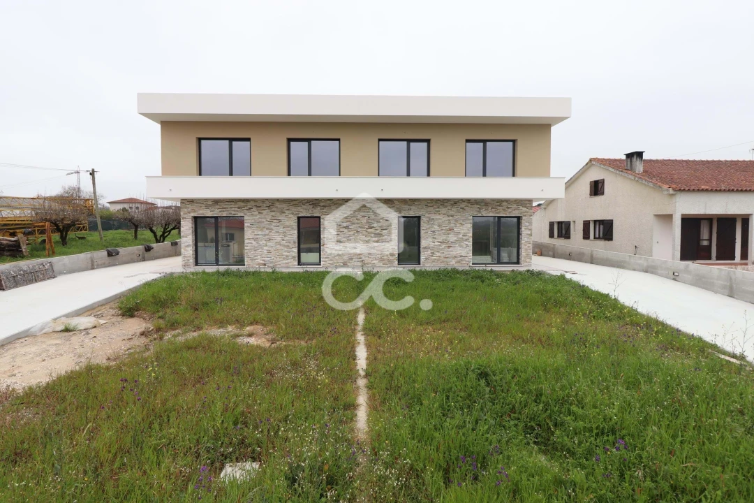 Apartamento T4 para Venda em Cantanhede e Pocariça Foto 1