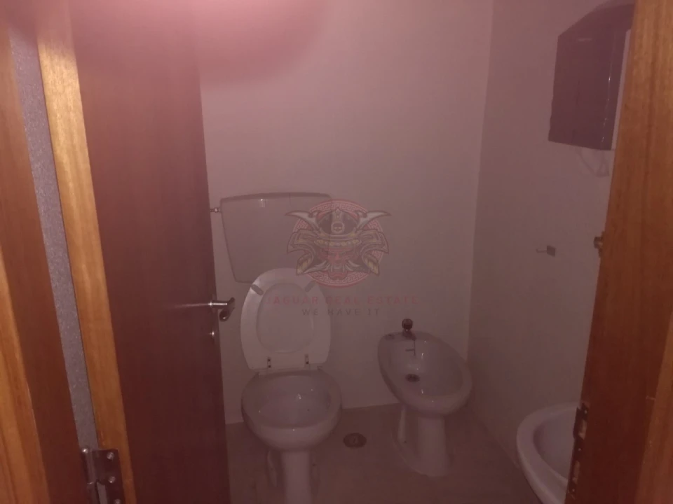 Armazém para Arrendamento em Venda do Pinheiro e Santo Estêvão das Galés Foto 12