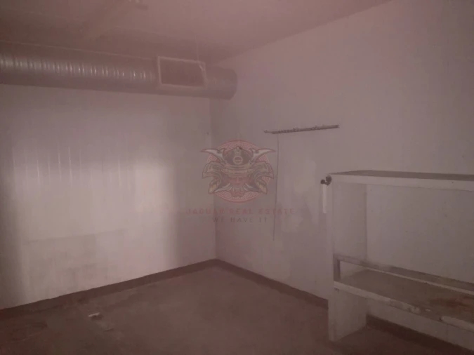 Armazém para Arrendamento em Venda do Pinheiro e Santo Estêvão das Galés Foto 9