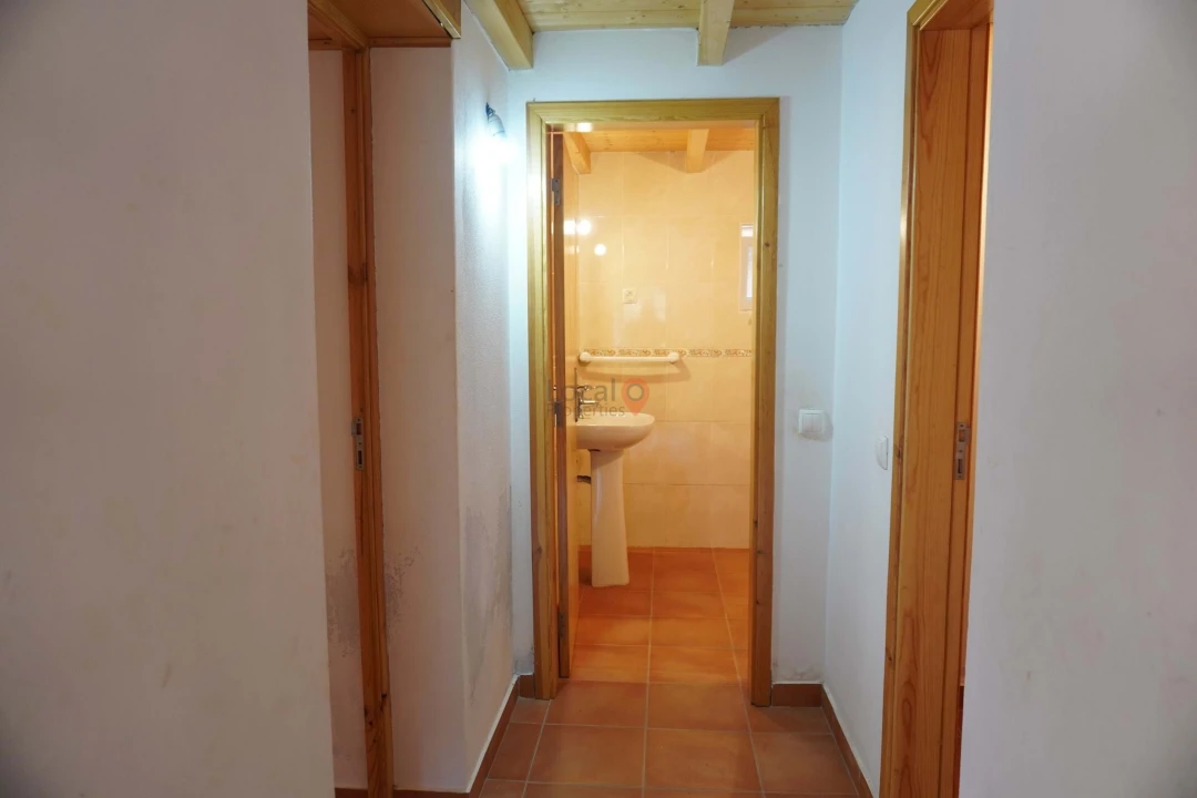 Moradia T2 para Venda em Monchique Foto 7