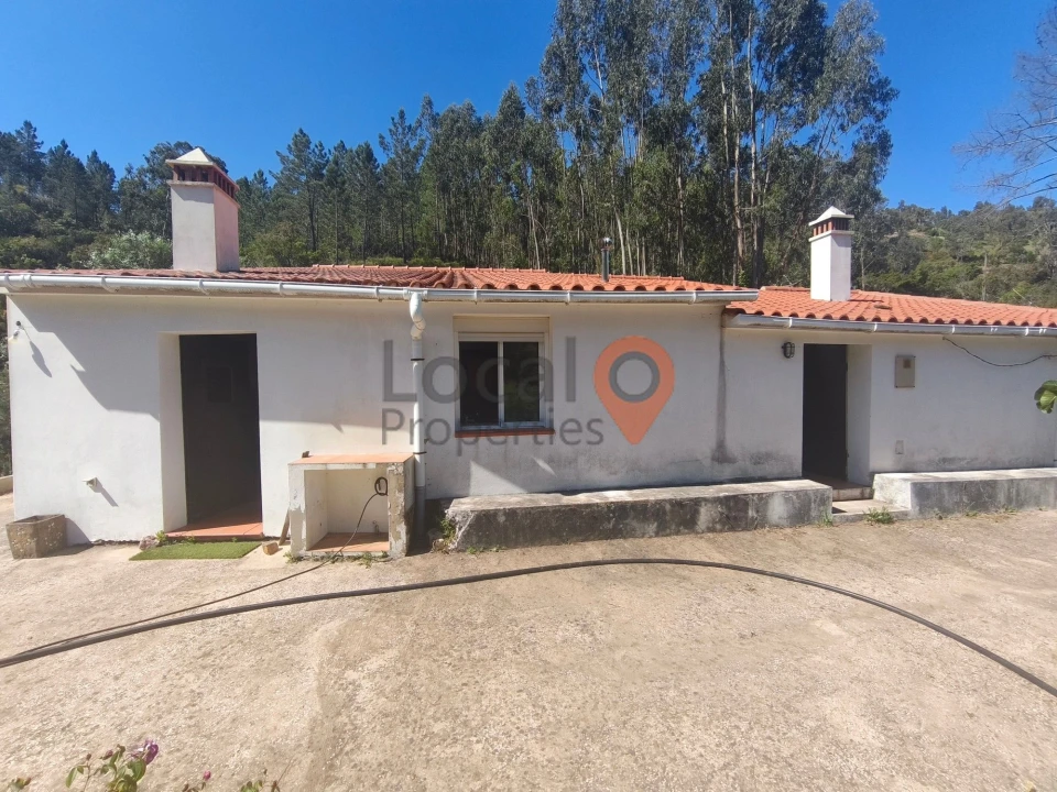 Moradia T2 para Venda em Monchique Foto 1