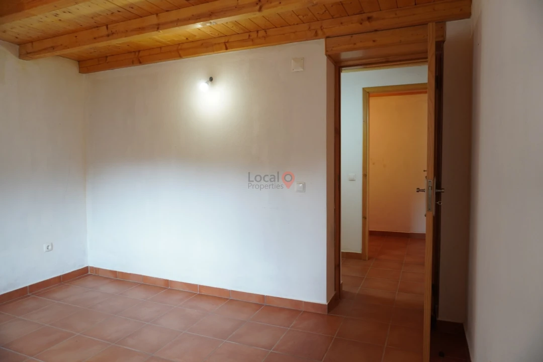 Moradia T2 para Venda em Monchique Foto 6