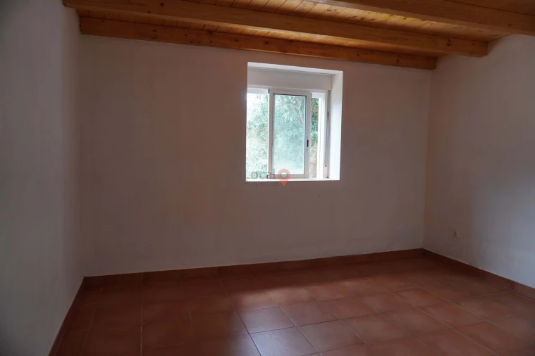 Moradia T2 para Venda em Monchique Foto 5