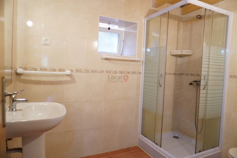 Moradia T2 para Venda em Monchique Foto 8