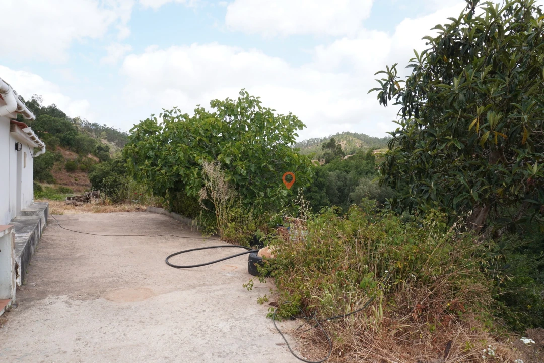 Moradia T2 para Venda em Monchique Foto 18