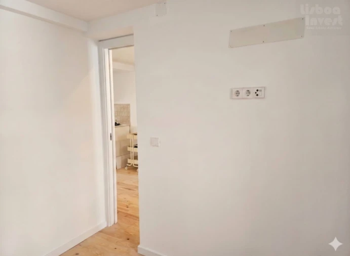 Apartamento T1 para Venda em Santa Maria Maior Foto 16