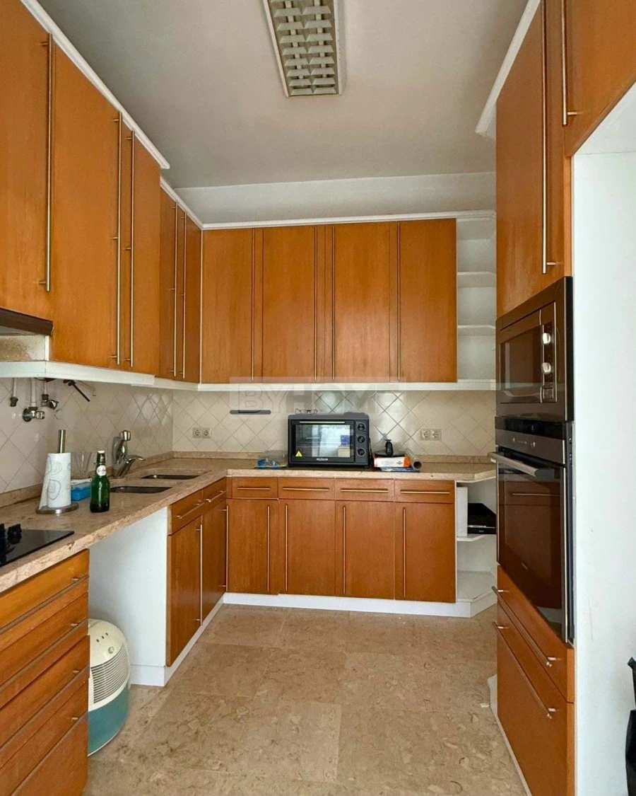 Moradia T6 para Venda em Agualva e Mira-Sintra Foto 11