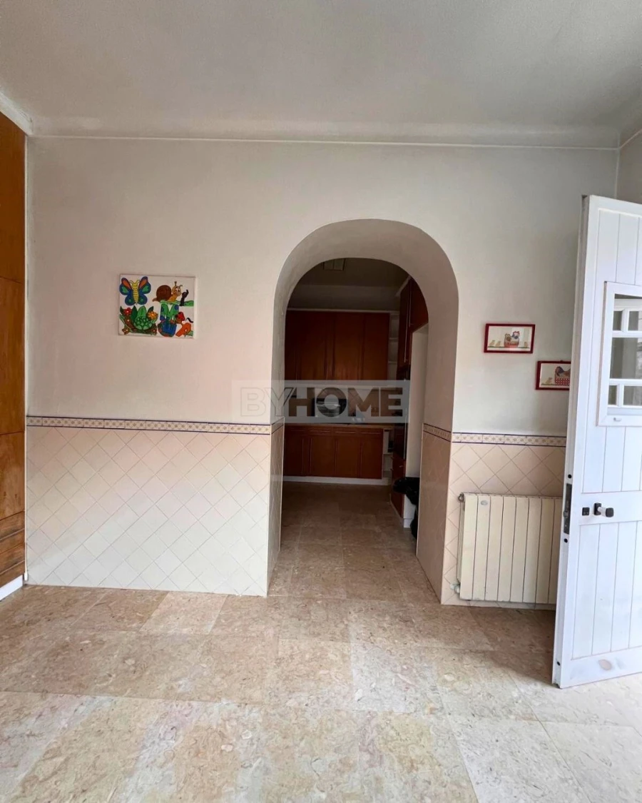 Moradia T6 para Venda em Agualva e Mira-Sintra Foto 8