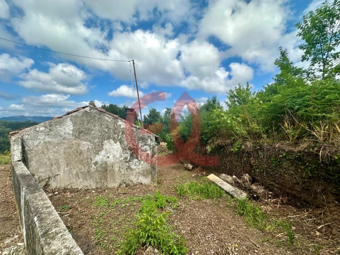 Moradia T2 para Venda em Lanheses Foto 3