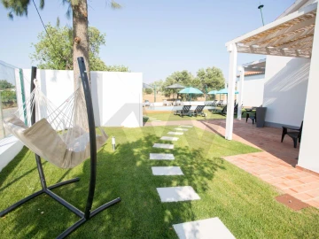 Moradia T10 para Venda em Tavira (Santa Maria e Santiago)