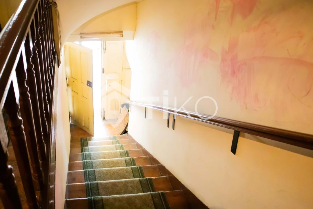 Prédio para Venda em Guarda Foto 20