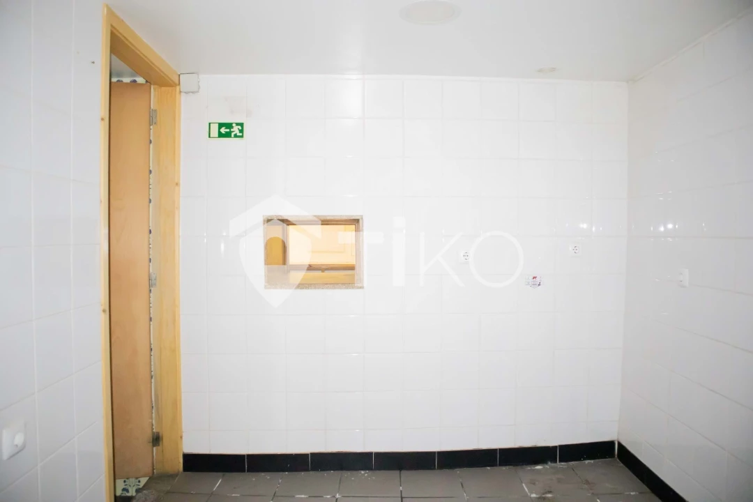 Prédio para Venda em Guarda Foto 31