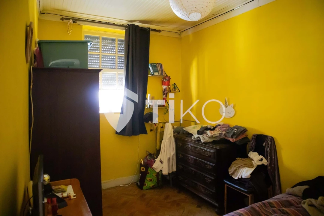 Prédio para Venda em Guarda Foto 36