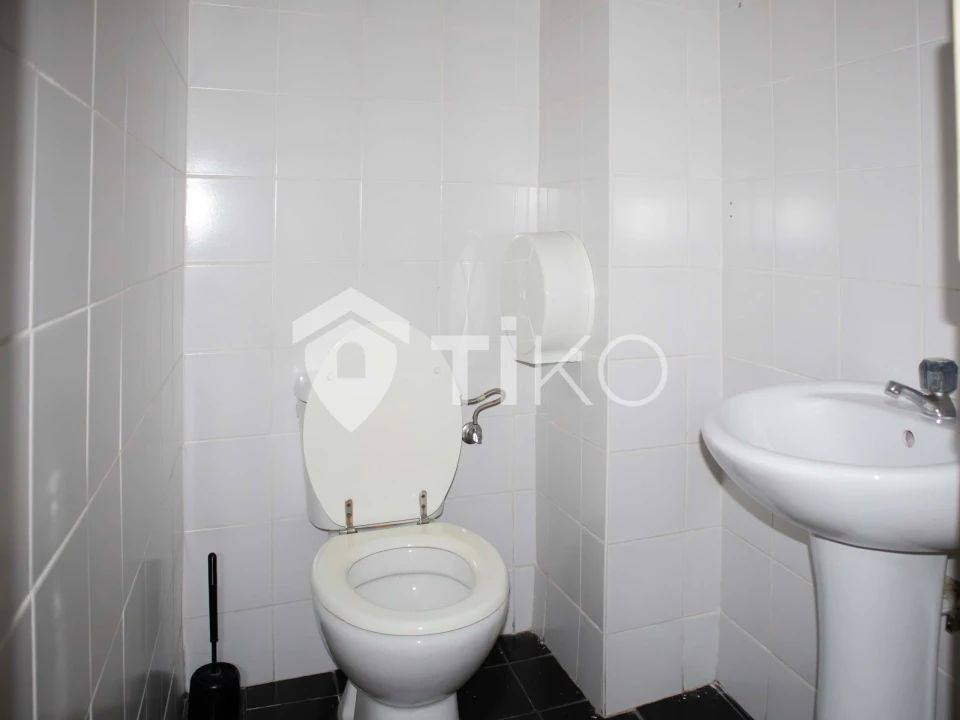 Prédio para Venda em Guarda Foto 33