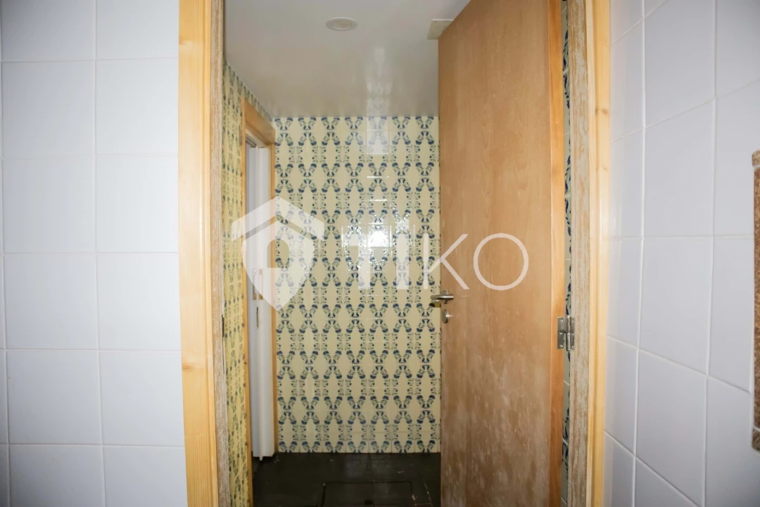 Prédio para Venda em Guarda Foto 32