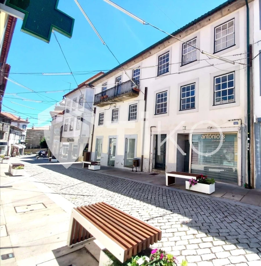 Prédio para Venda em Guarda Foto 1