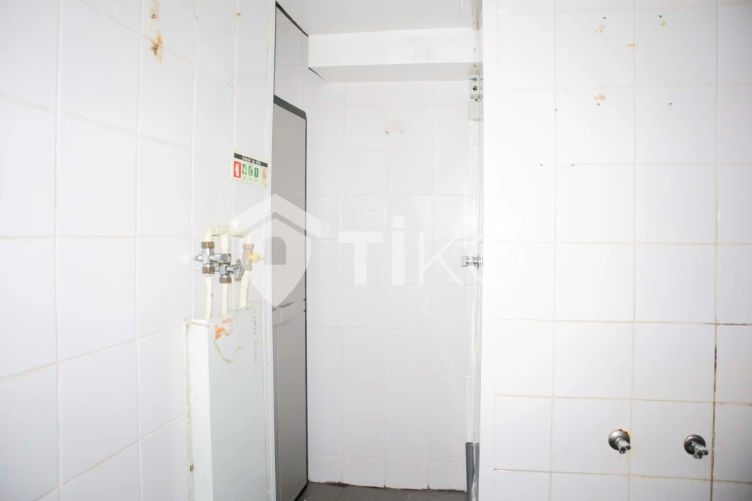 Prédio para Venda em Guarda Foto 30