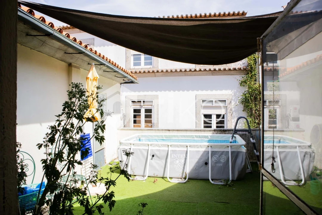 Prédio para Venda em Guarda Foto 46