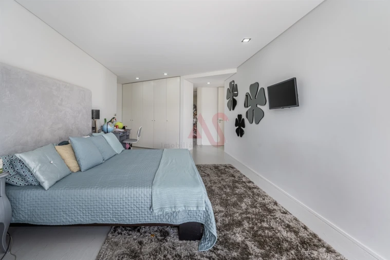 Moradia T5 para Venda em Caldas de Vizela (São Miguel e São João) Foto 22