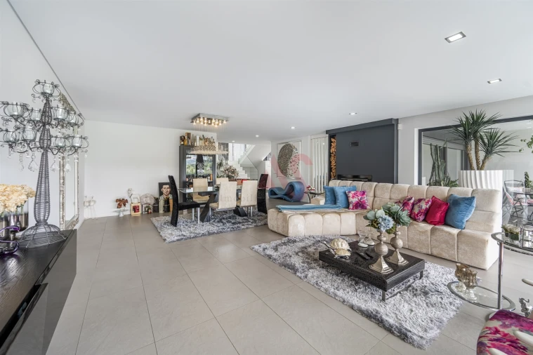 Moradia T5 para Venda em Caldas de Vizela (São Miguel e São João) Foto 27