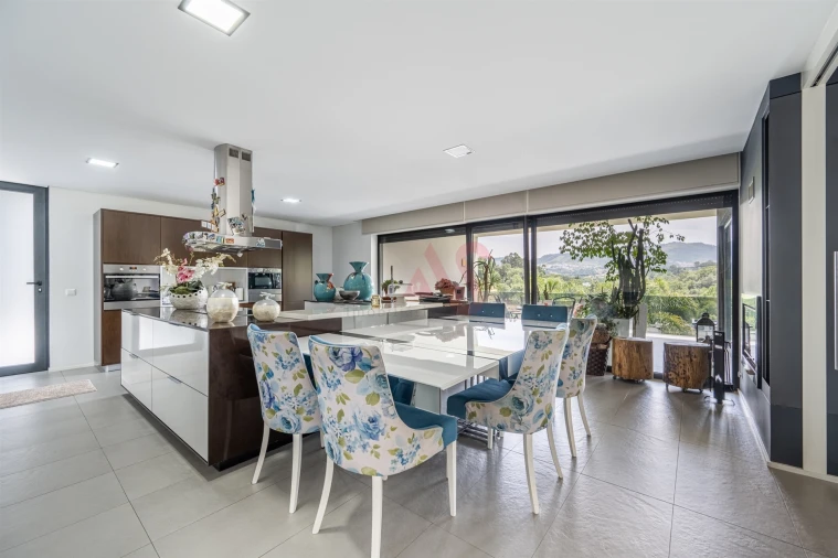 Moradia T5 para Venda em Caldas de Vizela (São Miguel e São João) Foto 34