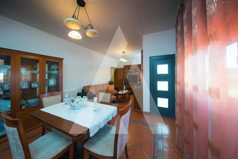 Moradia T4 para Venda em Figueiro do Campo