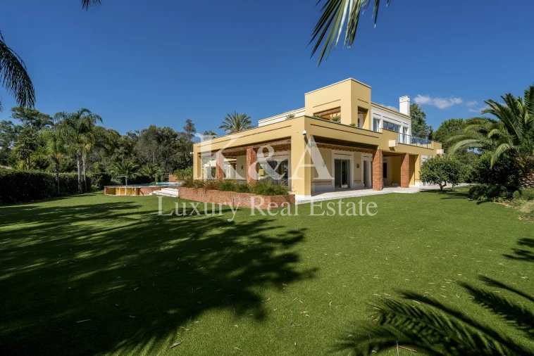 Moradia T5 para Venda em Alvor Foto 4