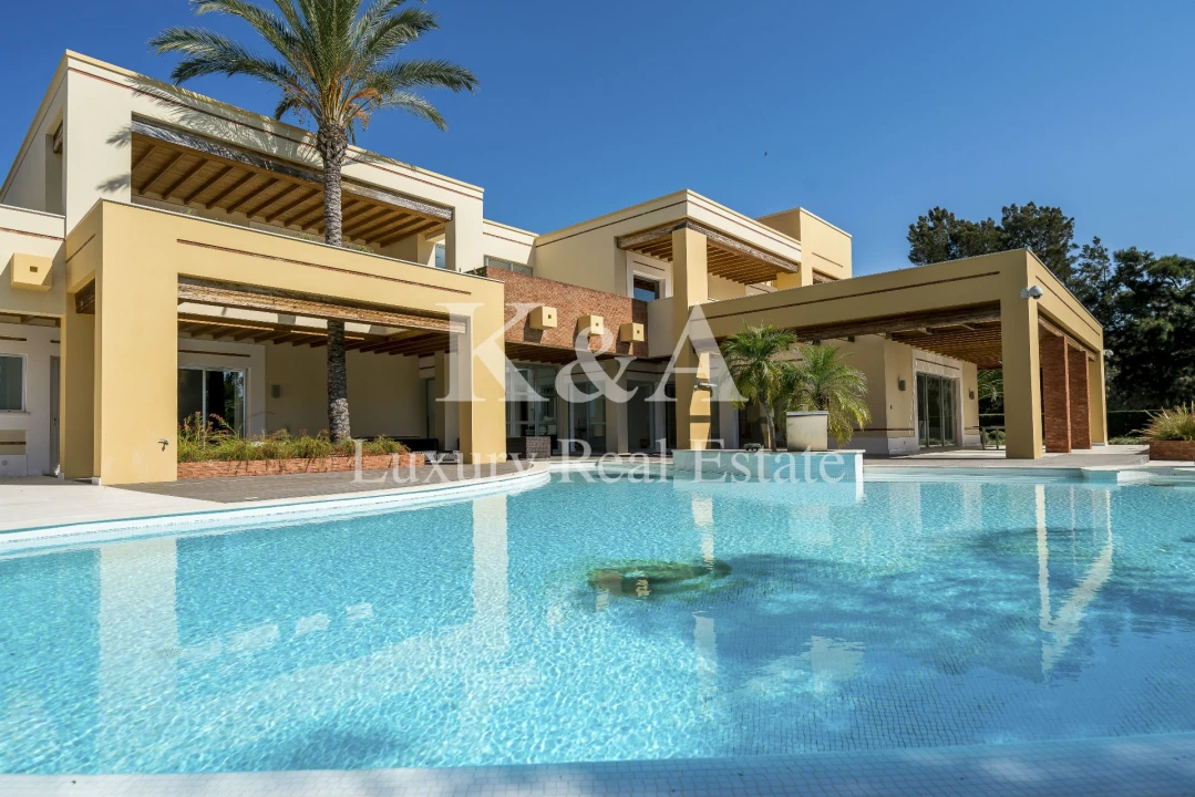 Moradia T5 para Venda em Alvor Foto 1