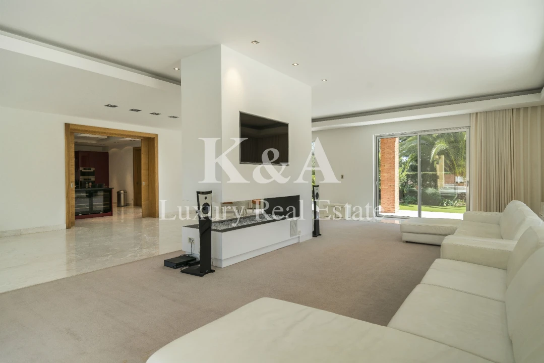 Moradia T5 para Venda em Alvor Foto 13