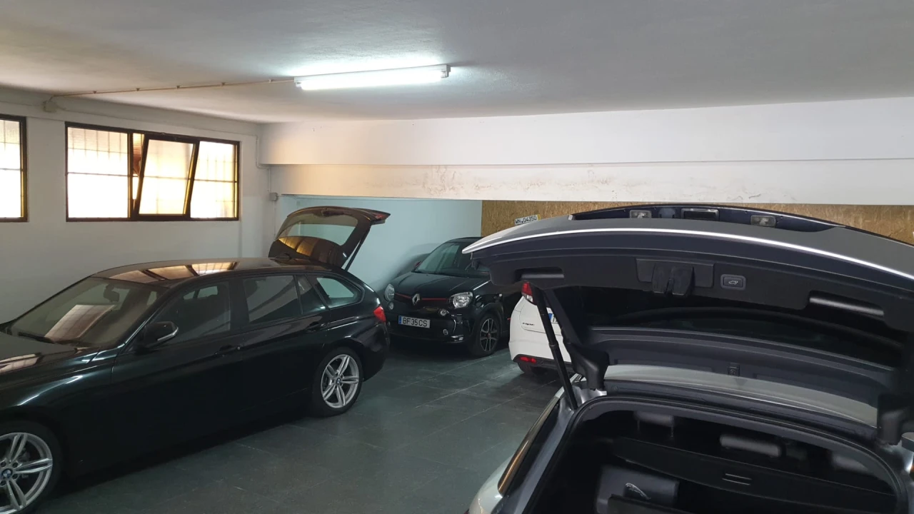 Armazém para Venda em Ramalde Foto 11