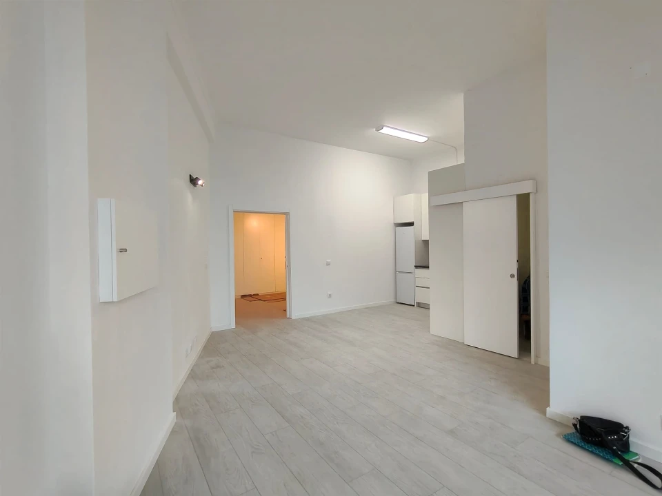 Apartamento T1 para Venda em Leiria, Pousos, Barreira e Cortes Foto 5