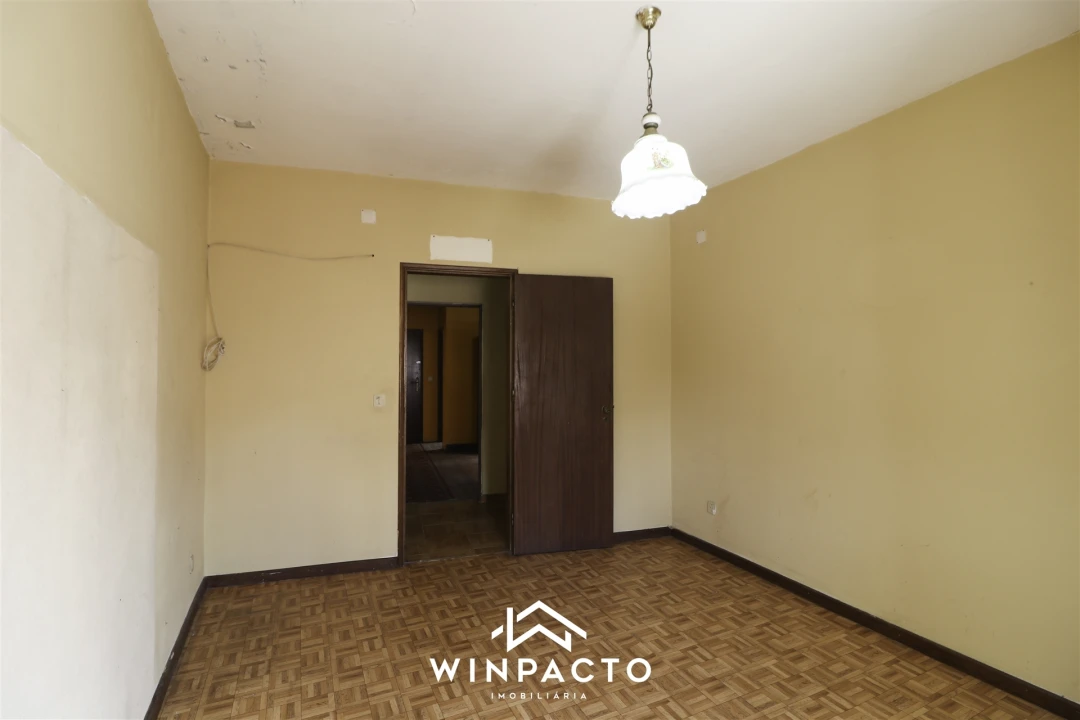 Moradia T3 para Venda em Lapa do Lobo Foto 11