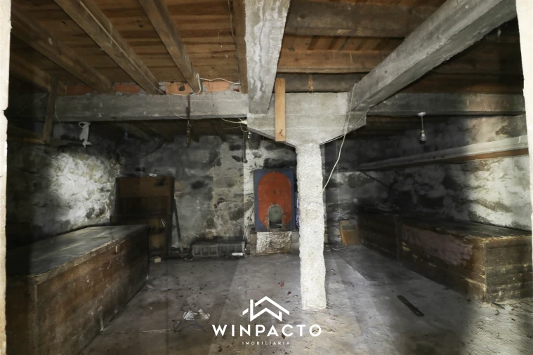 Moradia T3 para Venda em Lapa do Lobo Foto 25