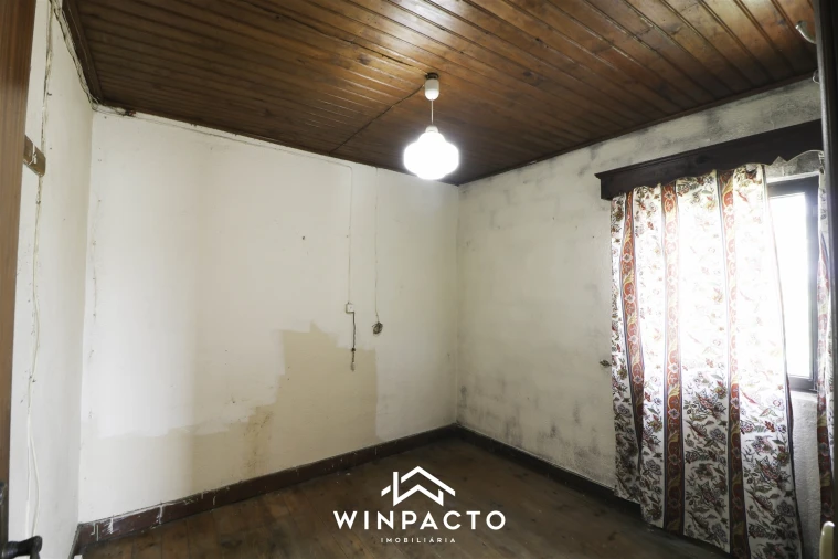 Moradia T3 para Venda em Lapa do Lobo Foto 17