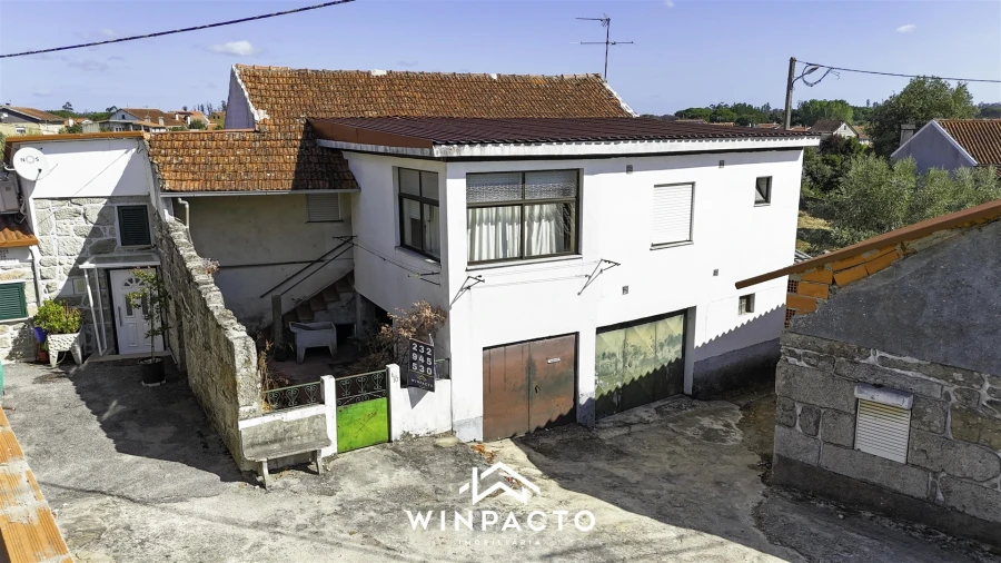 Moradia T3 para Venda em Lapa do Lobo Foto 1