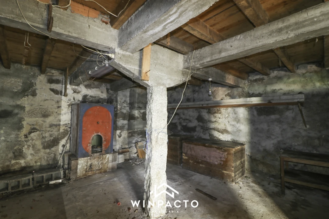 Moradia T3 para Venda em Lapa do Lobo Foto 26