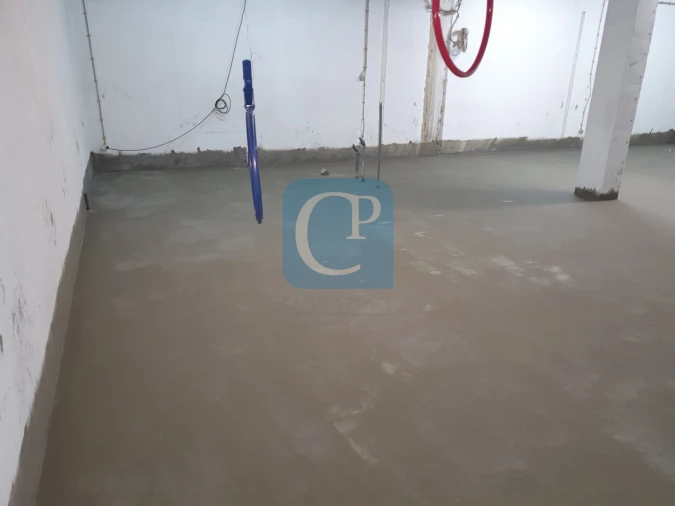 Armazém para Venda em Vila Nova de Famalicão e Calendário Foto 2