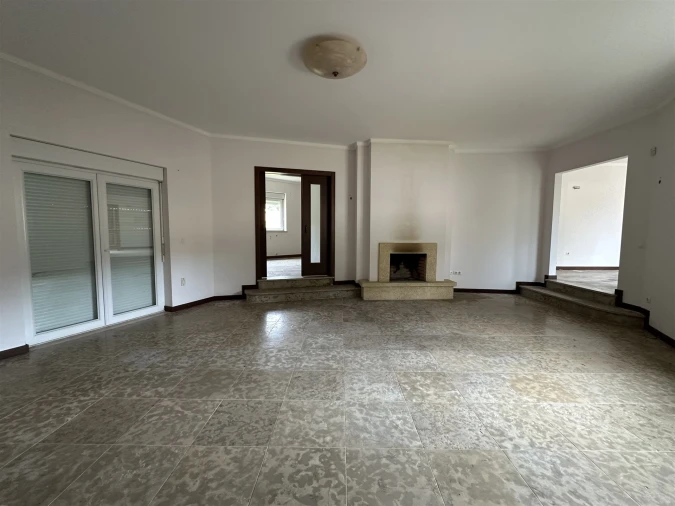 Moradia T5 para Venda em Paião Foto 7