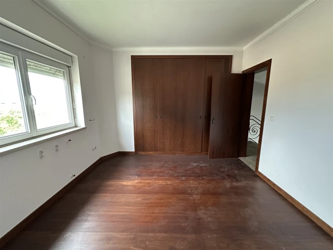 Moradia T5 para Venda em Paião Foto 24