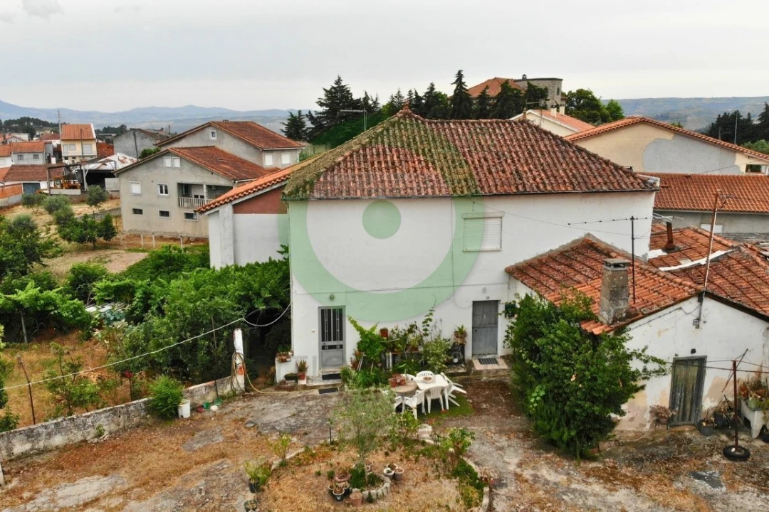 Moradia T4 para Venda em Valpaços e Sanfins Foto 2