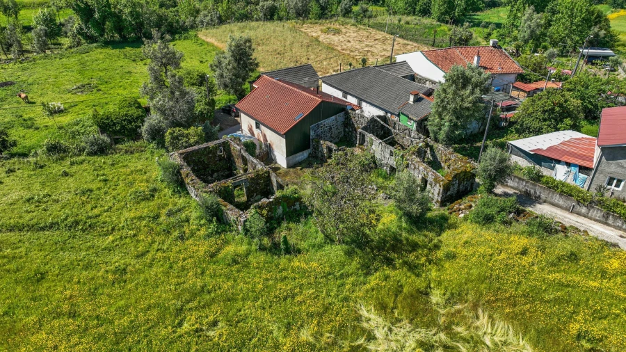 Moradia T5 para Venda em Agrela e Serafão Foto 12