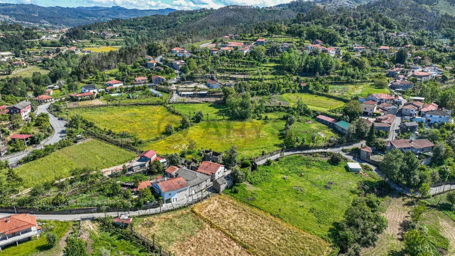 Moradia T5 para Venda em Agrela e Serafão Foto 5