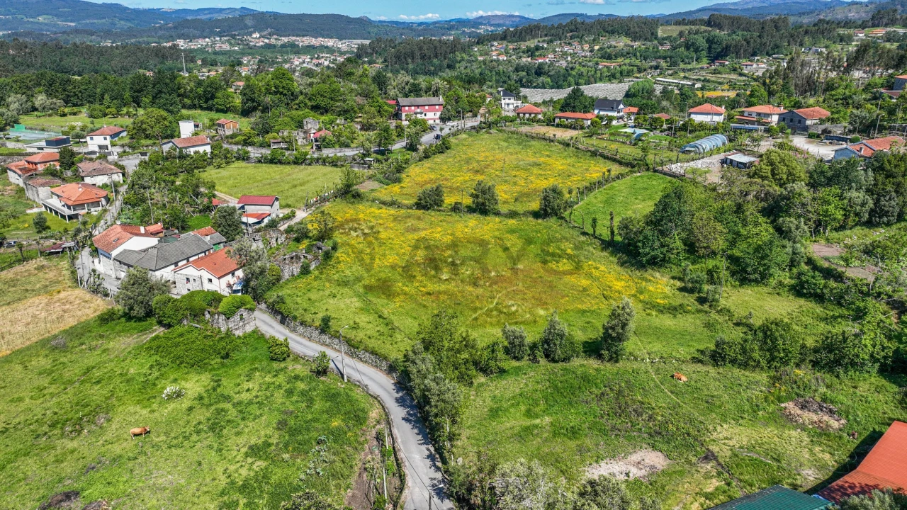 Moradia T5 para Venda em Agrela e Serafão Foto 19