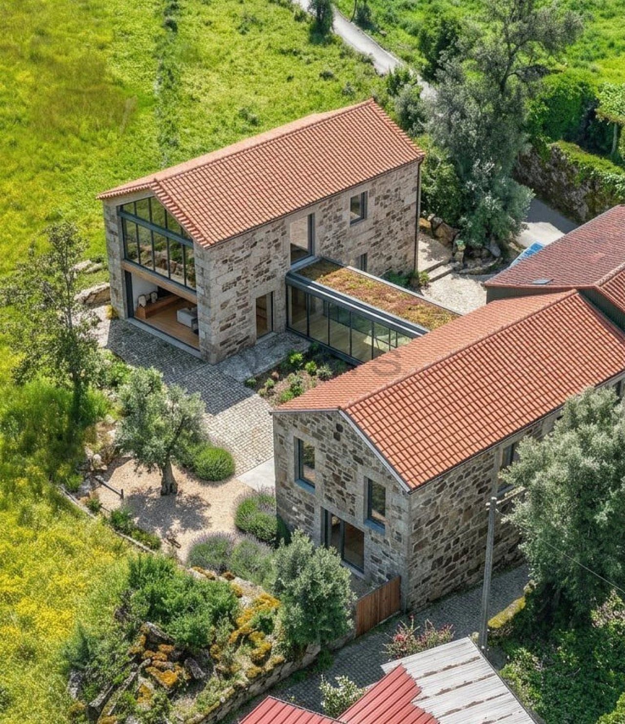 Moradia T5 para Venda em Agrela e Serafão Foto 1