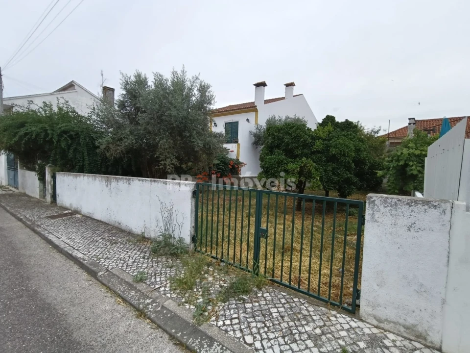 Terreno para Venda em Praia do Ribatejo Foto 2