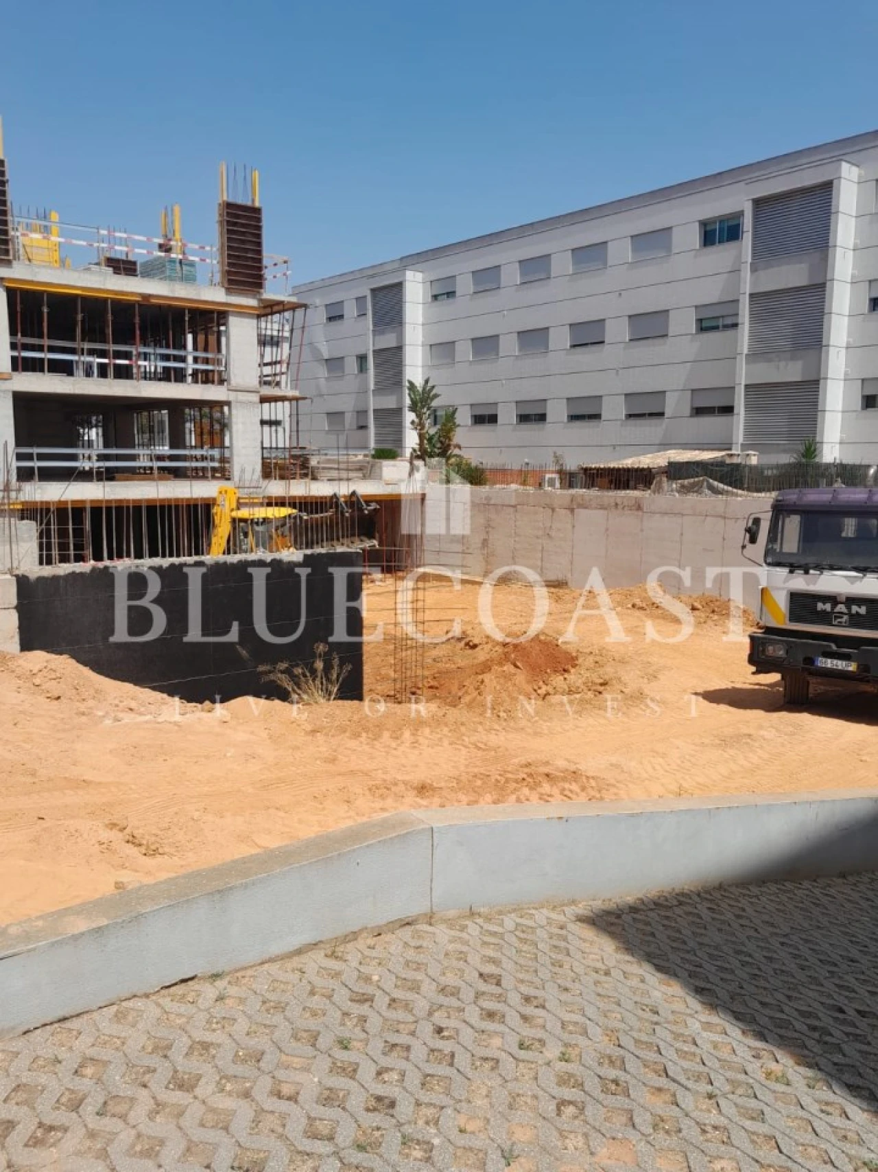Apartamento T3 para Venda em Portimão Foto 18