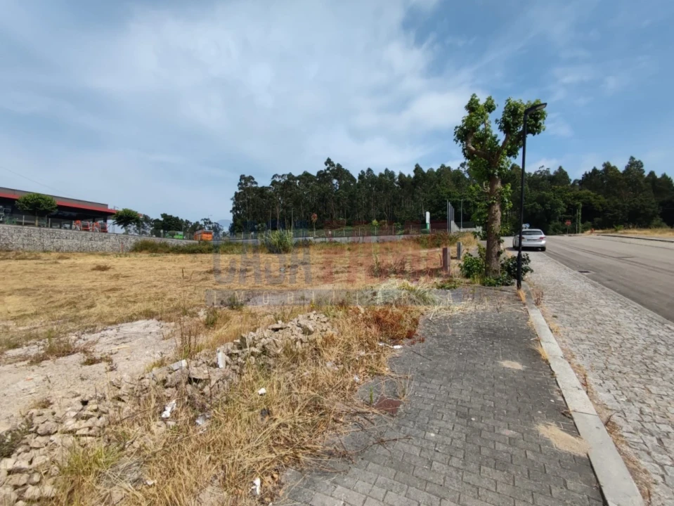 Terreno para Venda em Macieira da Maia Foto 13
