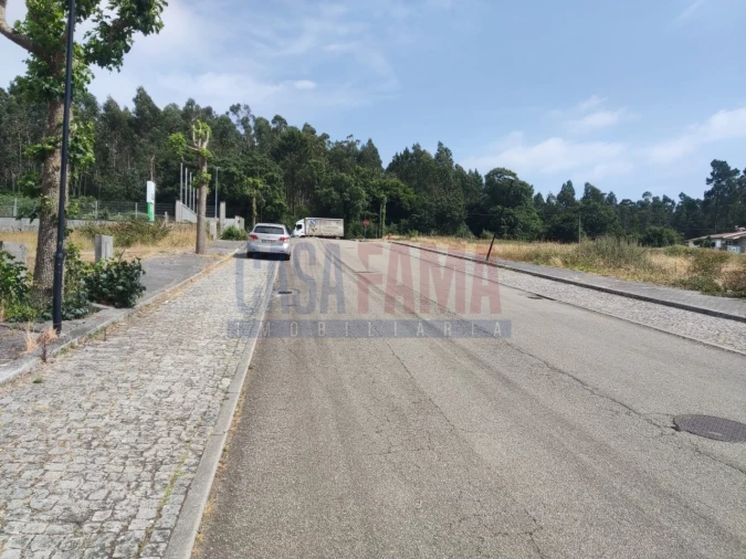 Terreno para Venda em Macieira da Maia Foto 10